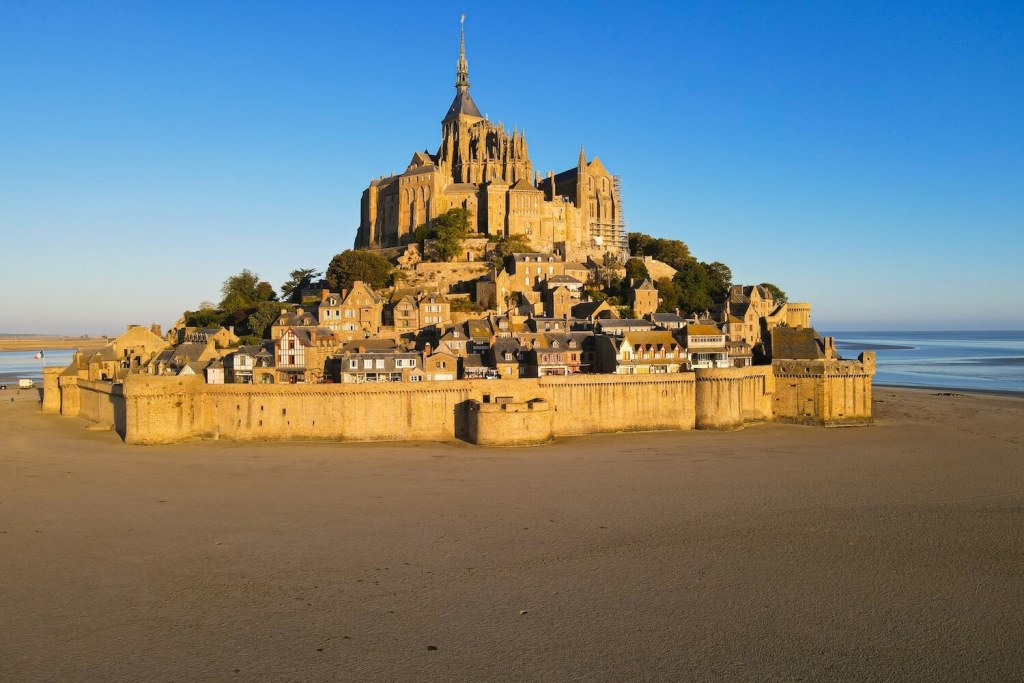 Normandy Customized Tours